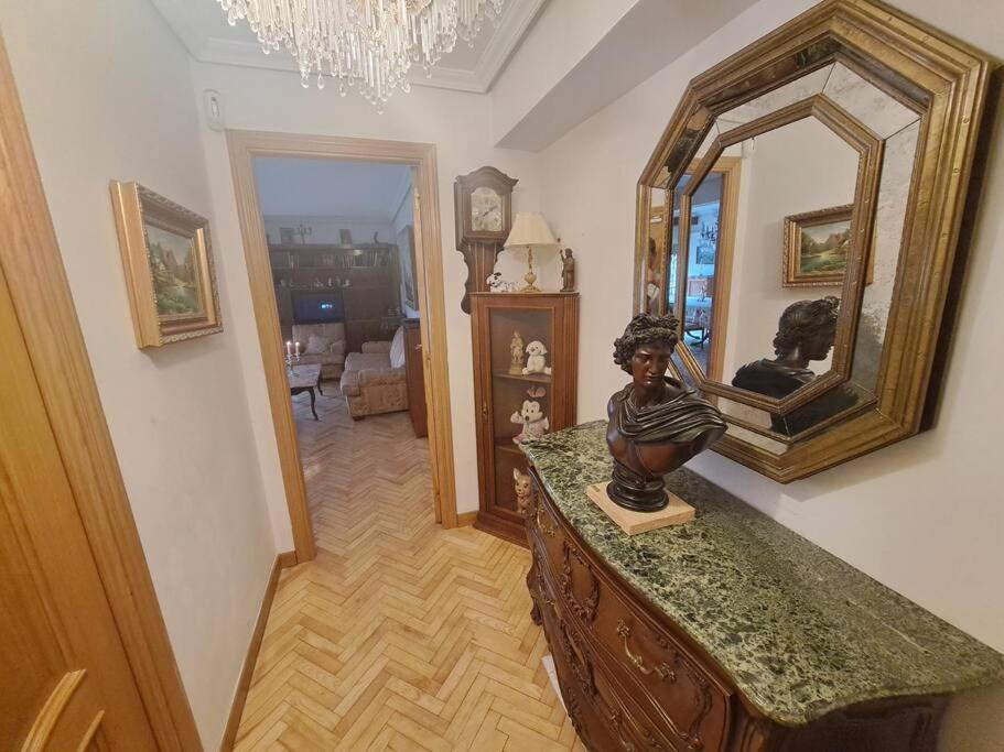 Appartement Piso Amplio Y Acogedor à Madrid Extérieur photo