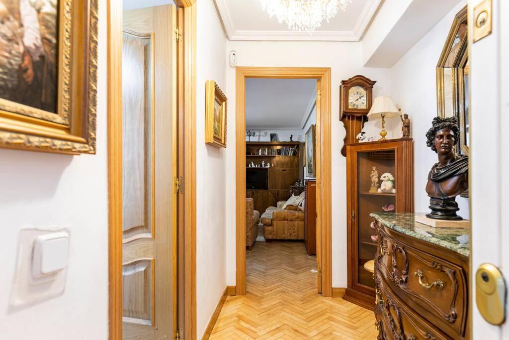 Appartement Piso Amplio Y Acogedor à Madrid Extérieur photo